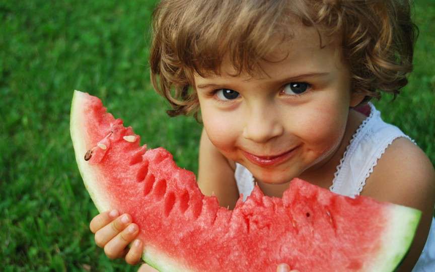 Reguli de care trebuie să ţineți cont atunci când procurați un pepene verde