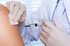 Vaccinurile: pentru cât timp asigură imunitate şi ce efecte secundare pot avea
