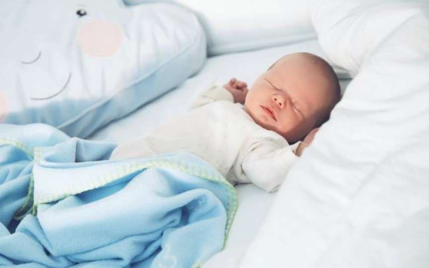 Criza hormonală la nou-născut: sângerări vaginale și inflamații mamare