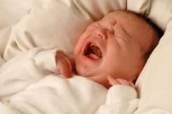 Durata colicilor la bebe și când să ne adresăm la medic