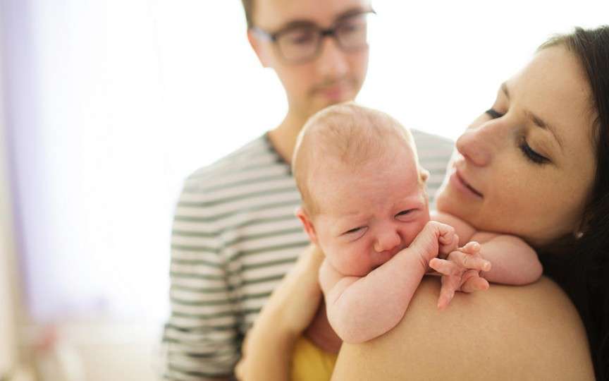3 greșeli frecvente făcute de proaspeții părinți