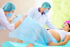 Destăinuiri: La ce se gândesc și ce fac gravidele în timpul travaliului