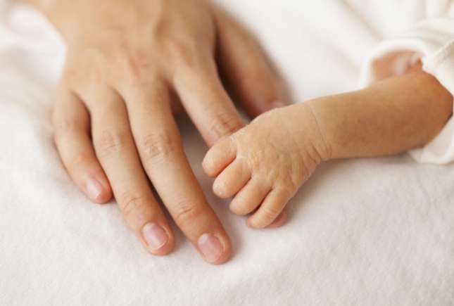 Naștere cu final tragic: Copilul se sufoca de mai bine de o săptămână, iar eu nu o mai simțeam mișcând, dar nimeni nu a reacționat