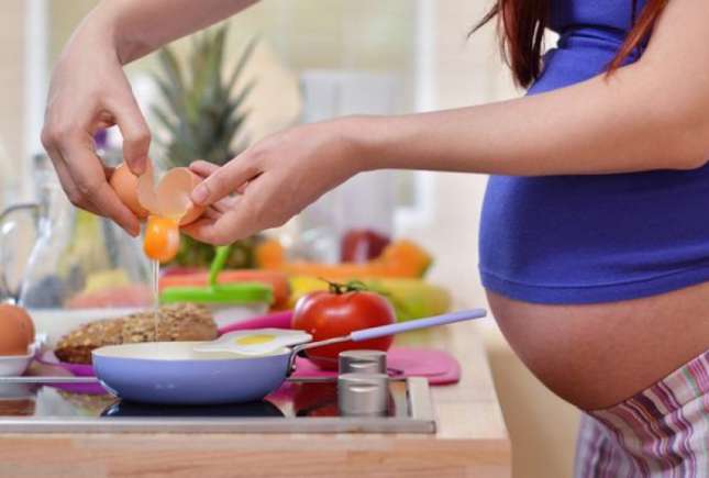 8 produse pe care neapărat trebuie să le consume o gravidă