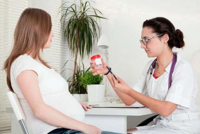 Analizele medicale pe care trebuie să le facă o gravidă în fiecare trimestru de sarcină