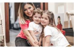 Sfaturi pentru mame de la Ela Crăciun: Cum să ai o relație mai apropiată cu fiica ta
