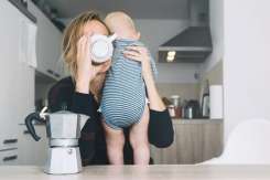 Mama este cea care se ocupă de tot ceea nu se vede