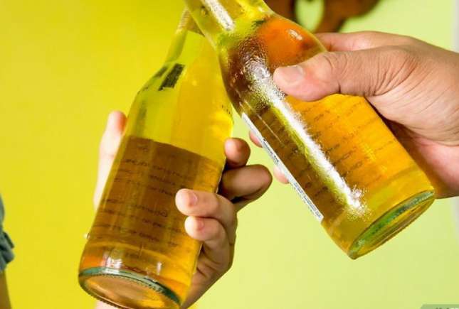 Problemele cu alcoolul ale părinților afectează emoțional copilul