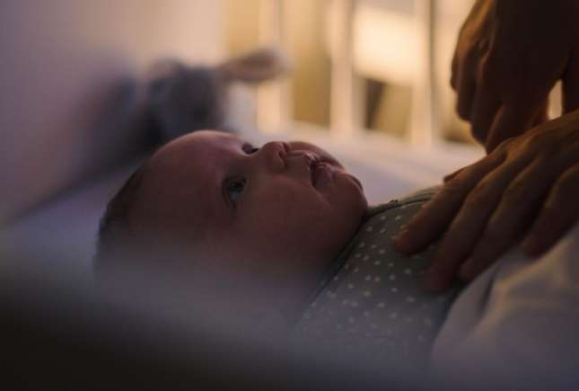Dragă mamă, uite scrisoarea mea. Semnat: bebelușul tău, care te trezește în fiecare noapte