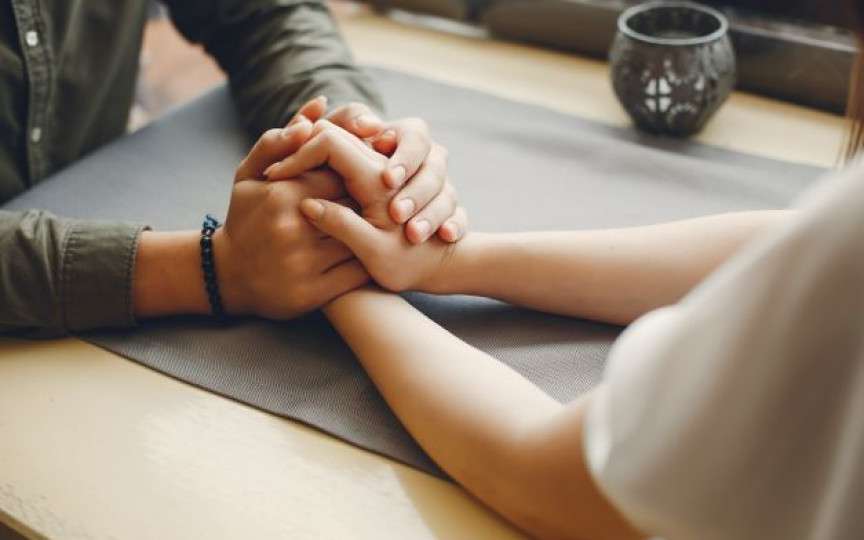 O relație de cuplu sănătoasă nu se naște, se construiește
