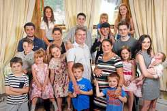 Cea mai numeroasă familie din Anglia sărbătorește nașterea celui de-al 20-lea copil