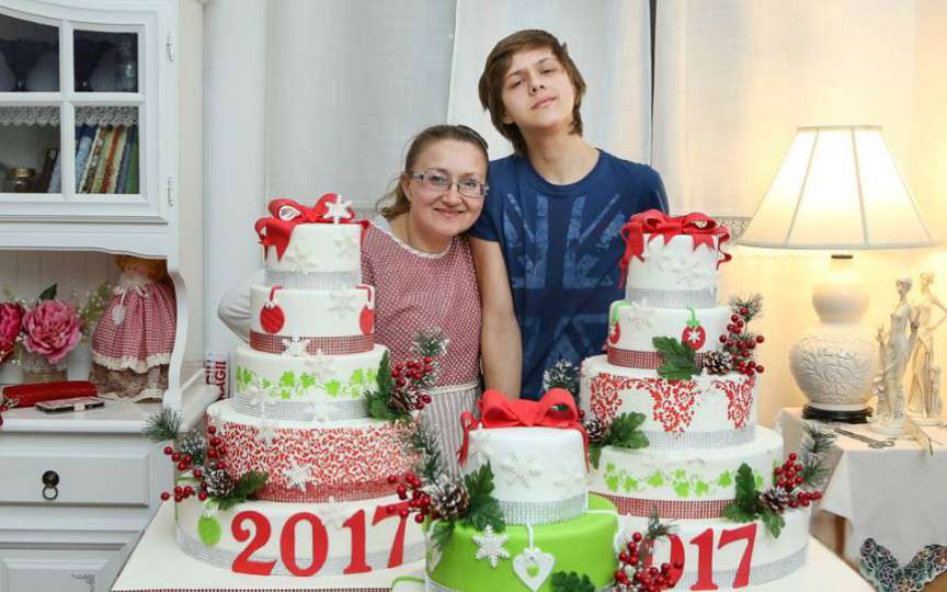 Patiserul de la Roma care răsfață diaspora cu torturi ca acasă