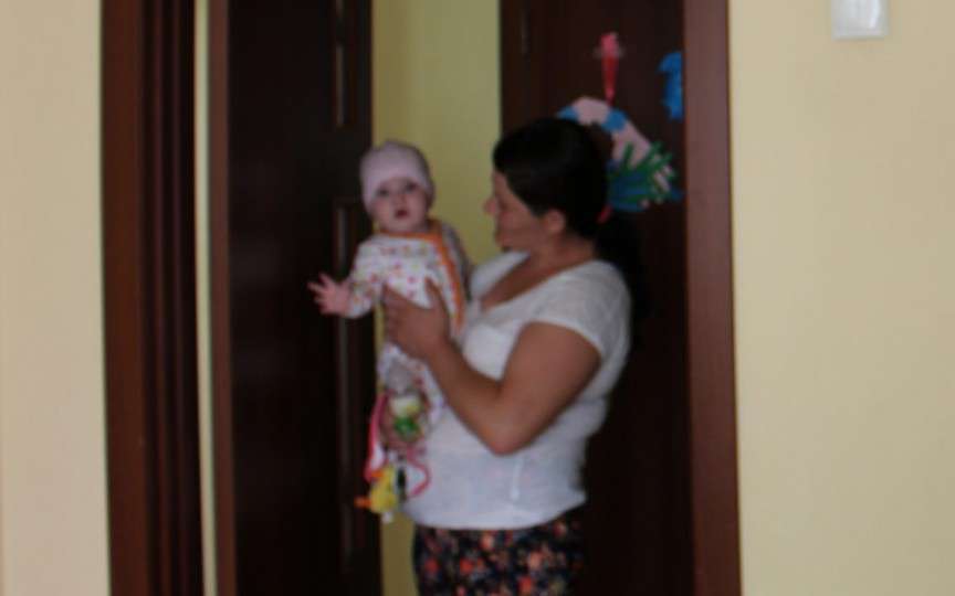 Mărturii din iad: mama m-a vândut pentru 100 de dolari, iar concubinul ei m-a violat