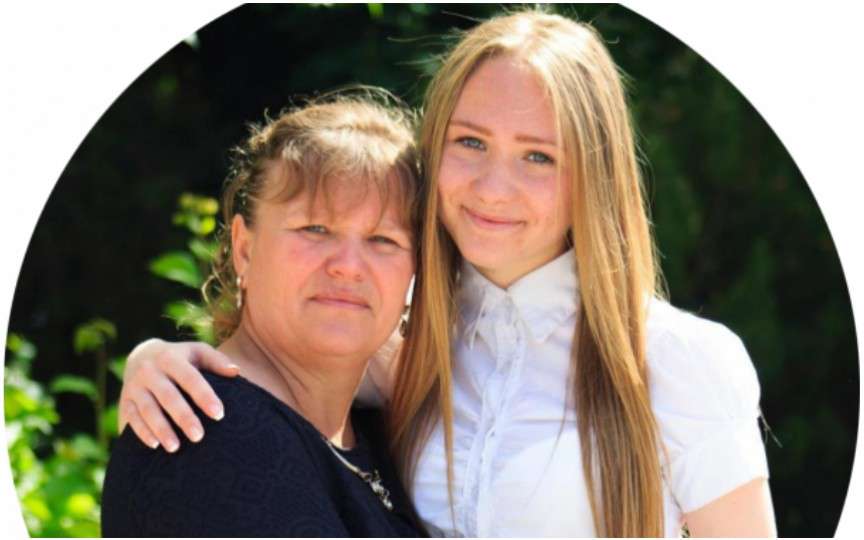 La ai săi aproape 55 de ani este studentă. O mamă din Moldova care ne inspiră!