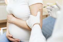 Vaccinul antigripal în sarcină: este sigur și când este recomandat în Moldova și România