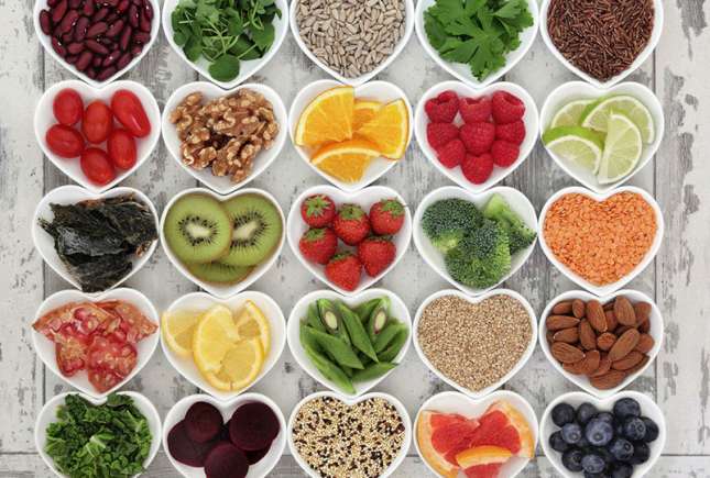 Fibrele și microbiota: ce contează cu adevărat în alimentație