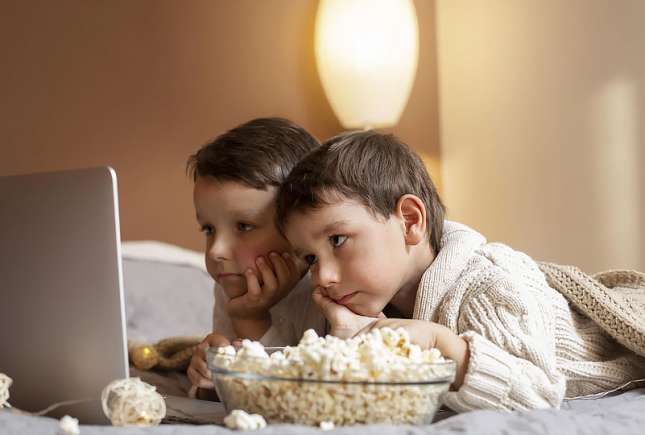 Desene animate: interzicere totală sau acces nelimitat? Ce spune neurologul