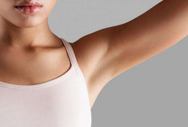 Albirea pielii de la subraț: este sigură și merită făcută? Răspunsul dermatologului