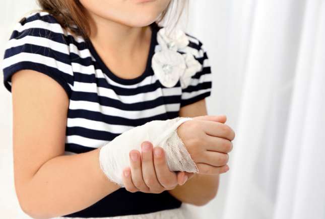 Luxațiile la copii: simptome, riscuri și când trebuie mers urgent la medic