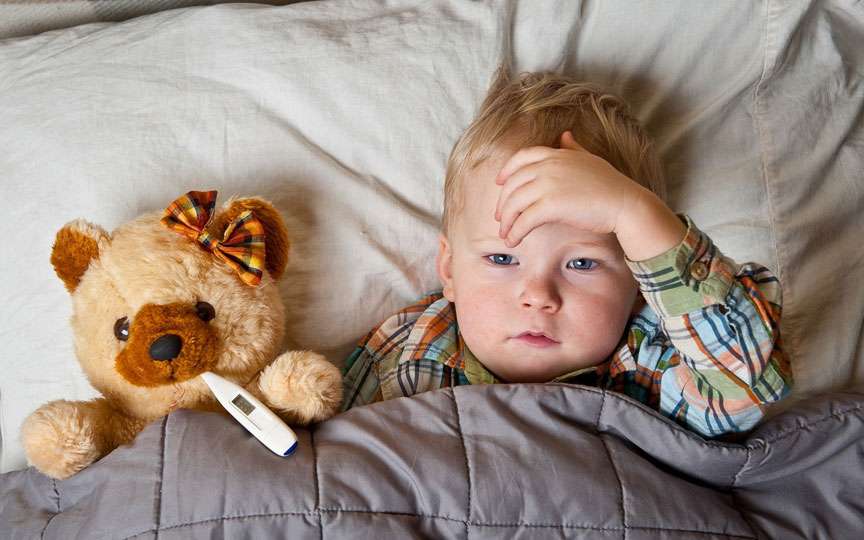 Cum îți protejezi copilul de bolile respiratorii – sfaturi esențiale de la pediatri