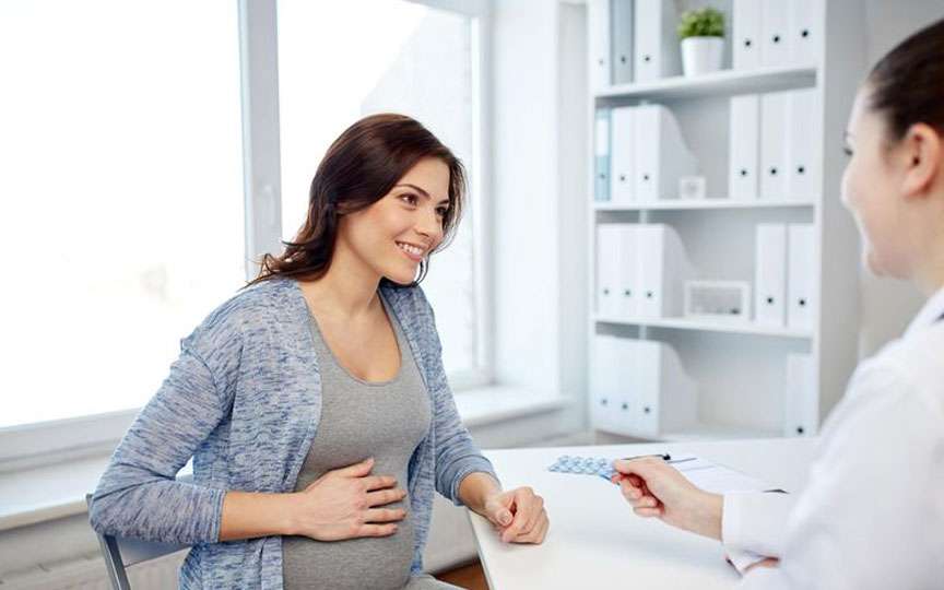Antibioticele în sarcină: care sunt sigure, care prezintă riscuri și cum să le folosești corect