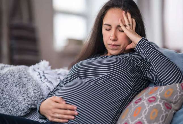 Arsuri la stomac în sarcină: cauze, soluții și ce trebuie evitat