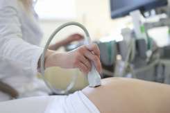 Placenta joasă în sarcină: cauze, riscuri și recomandări medicale
