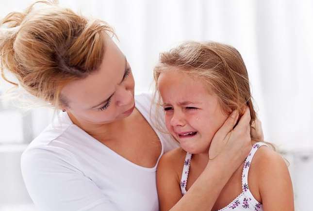 Amigdalita cronică la copii: cauze, simptome și tratament complet