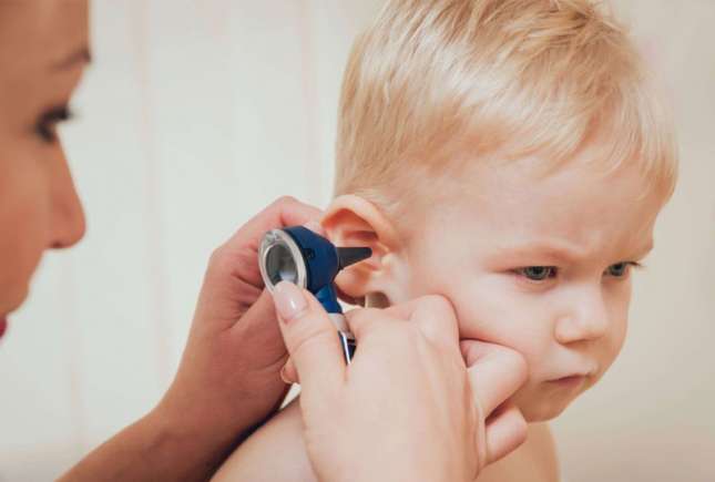 Otita supurată la copii: simptome, diagnostic, tratament și riscuri