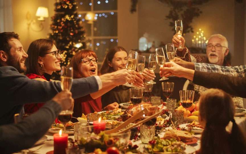 Sărbători echilibrate: cum să te bucuri de preparatele tradiționale fără vinovăție