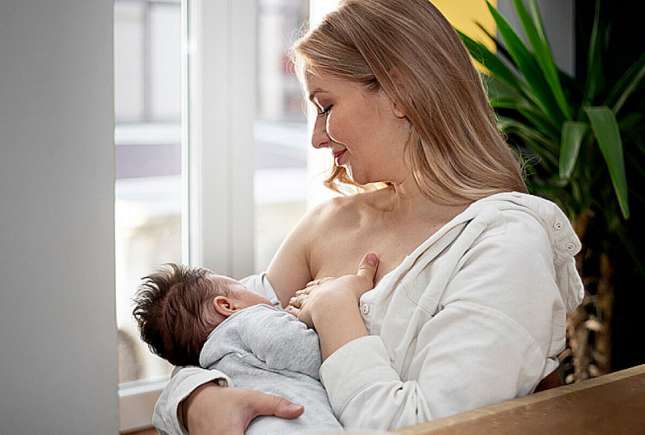 Cum crești grăsimea laptelui matern în alăptare: explicații și sfaturi utile
