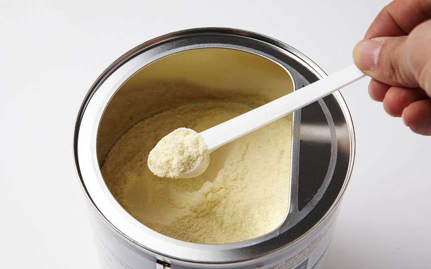 Alertă globală: Nestlé retrage lapte praf pentru sugari din zeci de țări