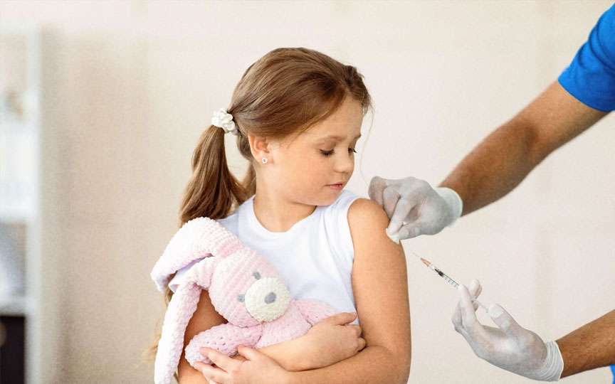 8 motive frecvente pentru care părinții refuză vaccinarea copiilor