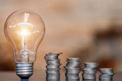 Energia electrică s-ar putea scumpi în Moldova. Premier Energy și FEE Nord cer majorarea tarifelor
