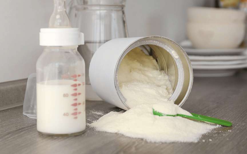 Loturi de lapte praf pentru sugari, retrase din comerț din cauza bacteriei Bacillus Cereus