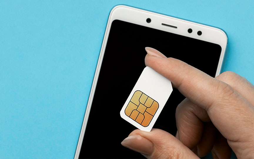 Cartelele SIM preplătite ar putea fi vândute doar cu buletinul