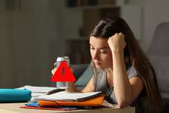 Băuturile energizante și adolescenții: riscuri, efecte asupra sănătății și semnele dependenței
