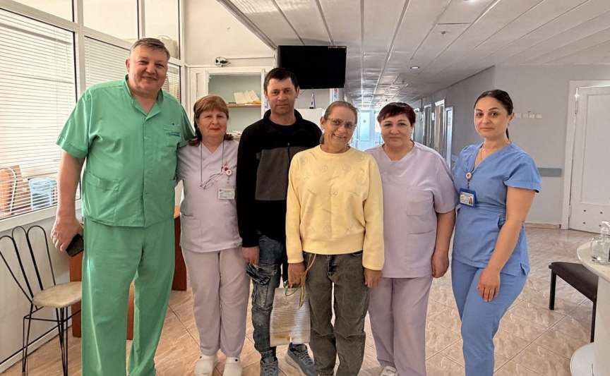 Premieră medicală la Chișinău: transplant de ficat de la donator viu realizat prin tehnică laparoscopică