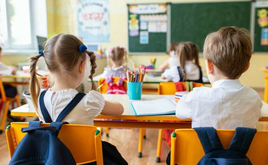 Înscrierea copiilor în clasa I 2026–2027: când începe și care sunt etapele