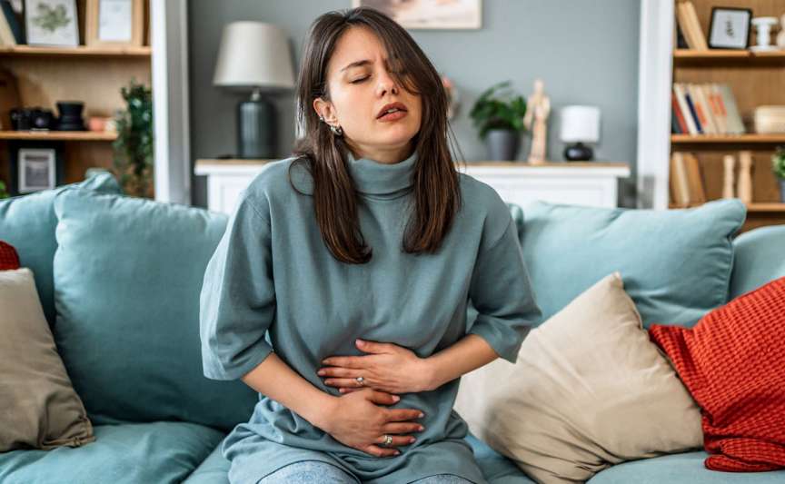 Durerea abdominală – când este sigur să aștepți și când trebuie să mergi la medic