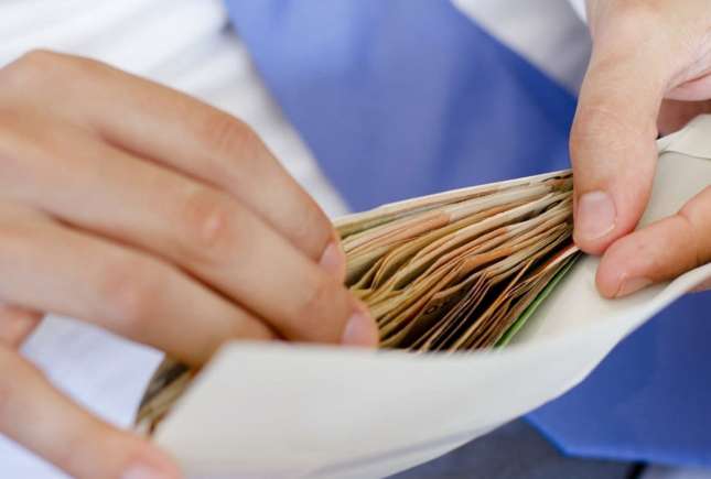 Atenție la cadourile pentru profesori – CNA avertizează asupra riscului de corupție
