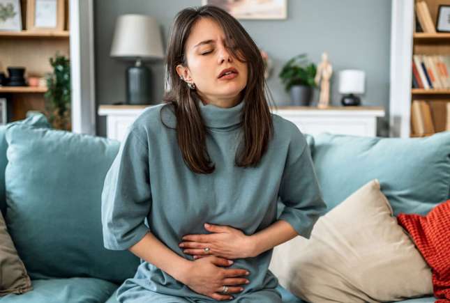 Cum recunoaștem endometrioza și cum poate fi protejată sănătatea reproductivă