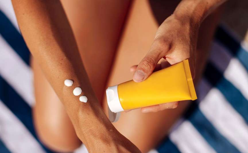 Cum alegi crema cu protecție solară: diferența dintre SPF fizic și chimic