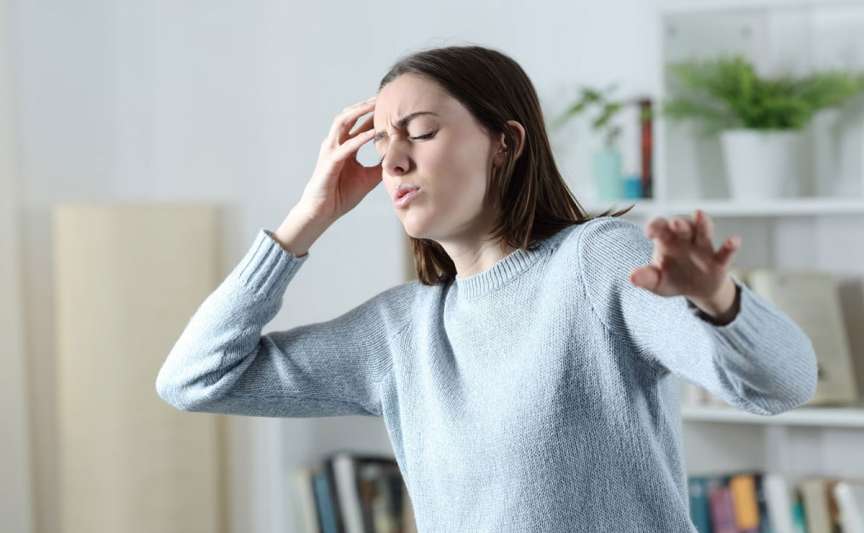 Amețeală la ridicarea din pat sau la întoarcere – când trebuie să mergi la neurolog