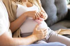 10 boli genetice pe care viitorii părinți ar trebui să le cunoască înainte de sarcină