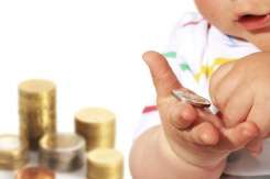 Indemnizația de maternitate, calculată din venitul tatălui chiar și fără căsătorie oficială