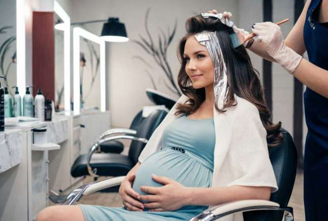 Cosmetice și proceduri de înfrumusețare interzise în sarcină