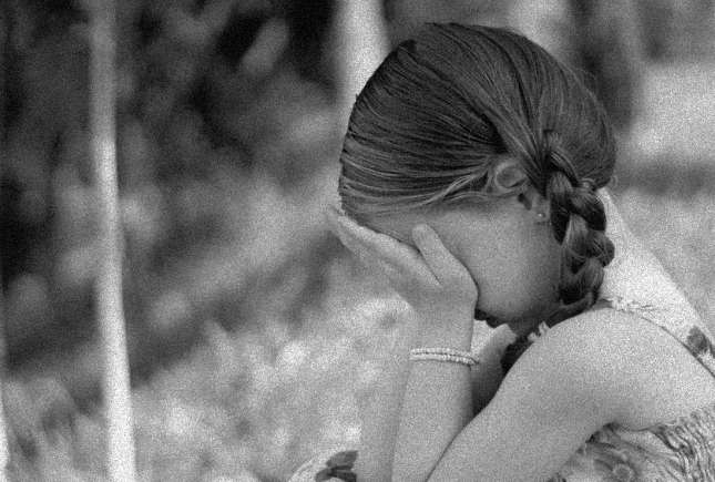 Mamă condamnată la 15 ani de închisoare pentru exploatarea sexuală a propriei fiice