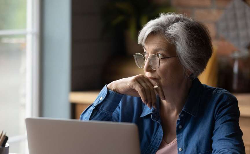 Vârsta de pensionare pentru femei se schimbă din 1 iulie 2026: ce trebuie să știi