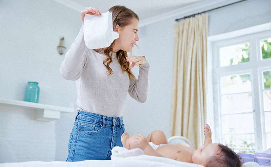 Scaunul nou-născutului: cum îl recunoști ca fiind normal și când e nevoie de medic